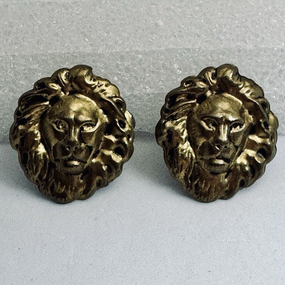 LARGE 3-D Vintage NOBLE LION HEADS Italian-Esque Matte Gold Clip-On Earrings